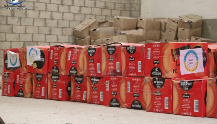 عدسة المرصد ترصد توزيع سلال غذائية على العوائل المحتاجة في بلدة المالكية بريف الحسكة