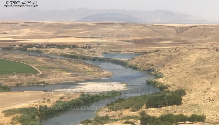 المثلث الحدودي بين سوريا والعراق وتركيا في ريف المالكية(ديريك) يظهر انخفاض منسوب مياه نهر دجلة (23)