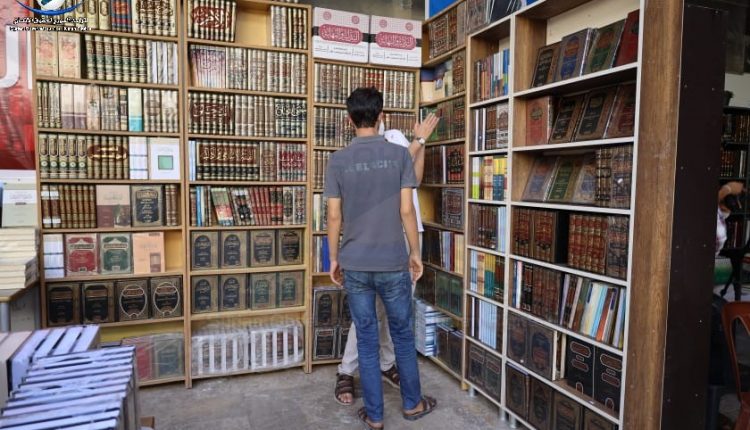 عدسة المرصد السوري: انطلاق المعرض الأول للكتاب في مدينة إدلب في المركز الثقافي العربي بالمدينة