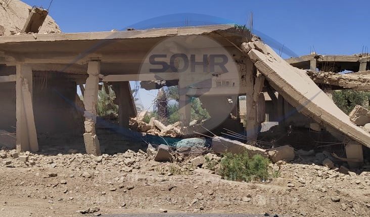 جانبا من الدمار في ممتلكات المواطنين في بلدة الشعفة (3)